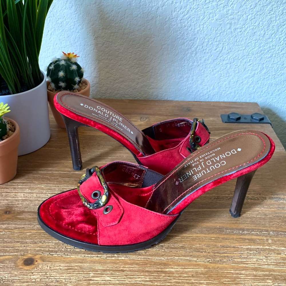 Couture Donald J Pliner Red Velvet Slide Heels Sz 8